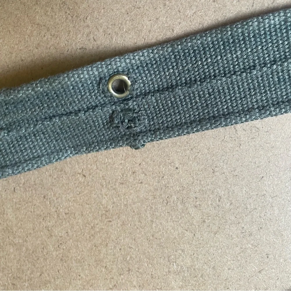 Distressed Eyelet Grommet Adjustable Green Canvas D-Ring Belt​